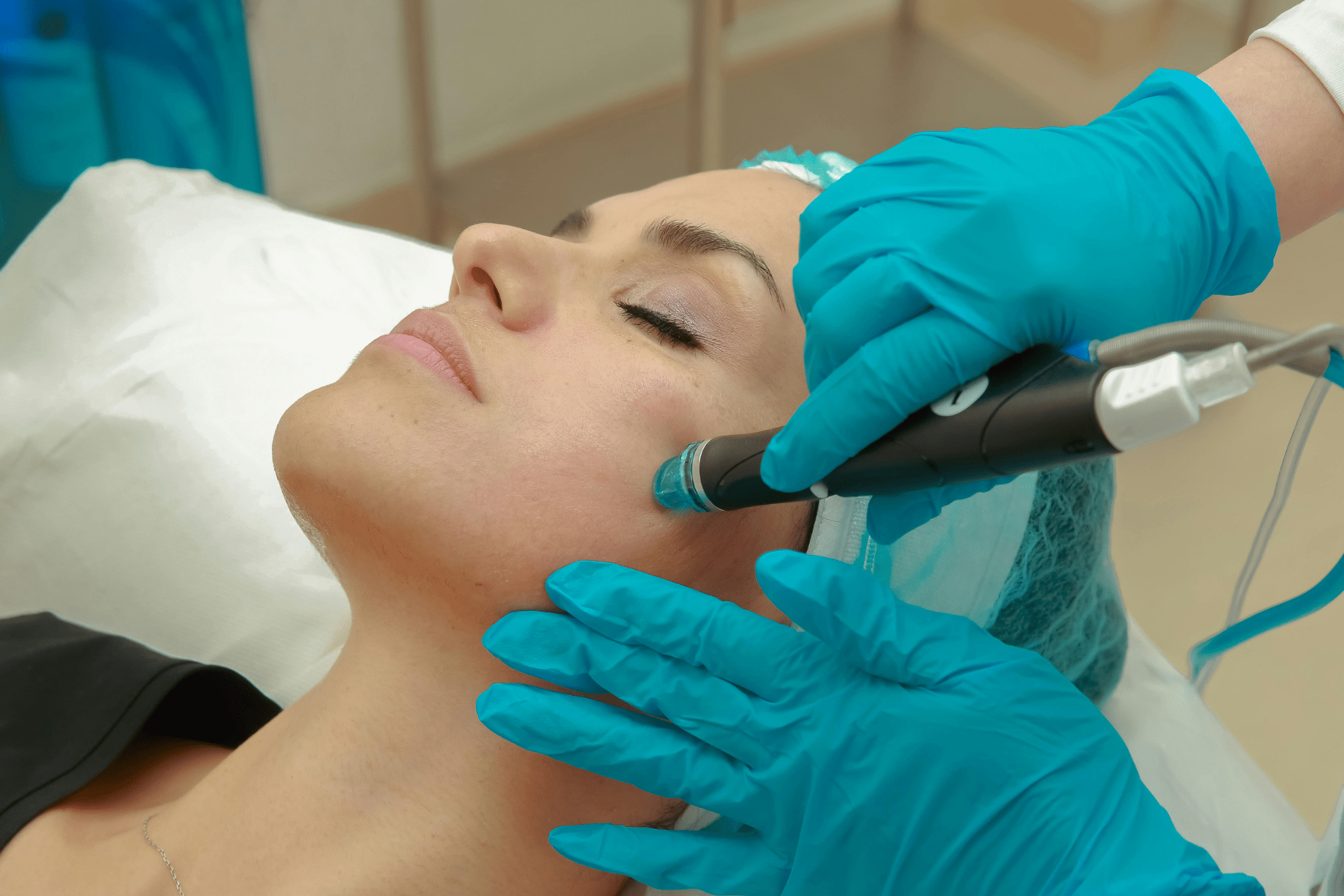 age delay hydrafacial