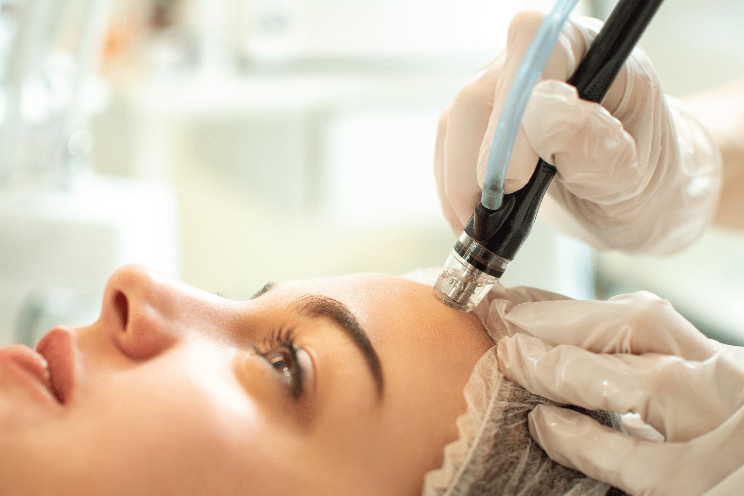 clarifying hydrafacial