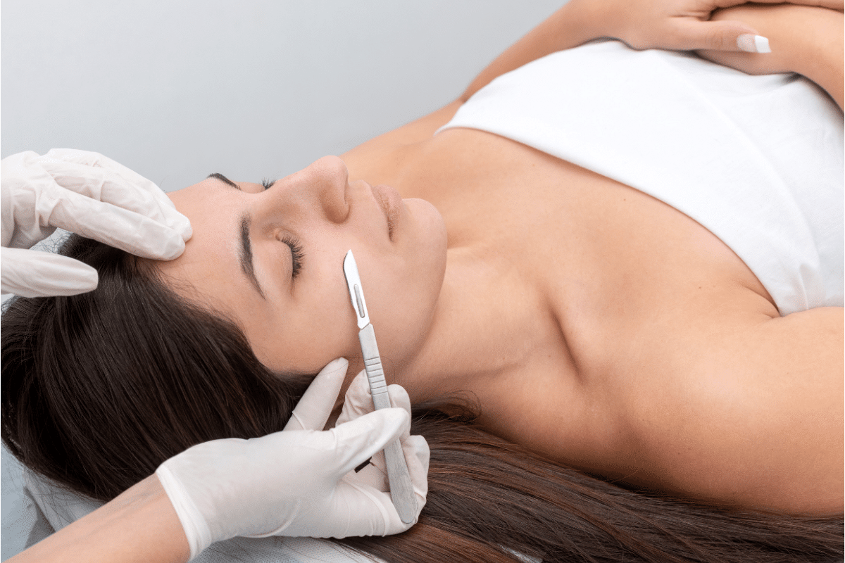 dermaplane facial